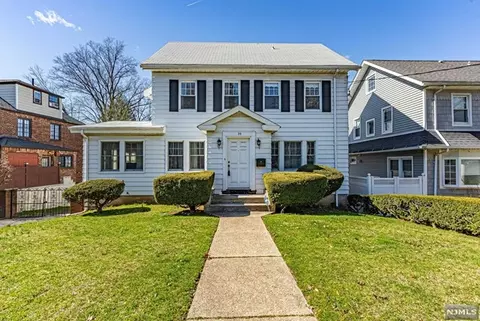 39 Clinton Ave, Kearny, NJ 07032