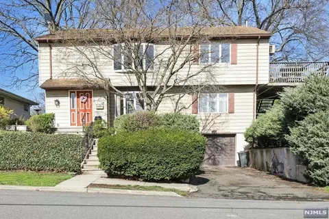 725 Jersey Ave, Maywood, NJ 07607