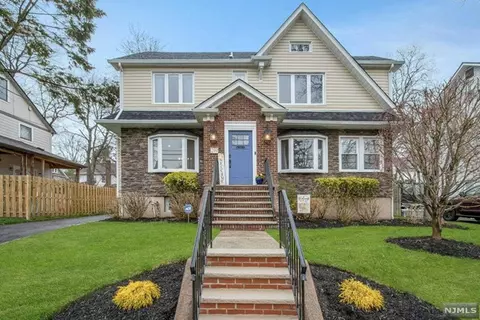 299 Windsor Rd, Englewood, NJ 07631