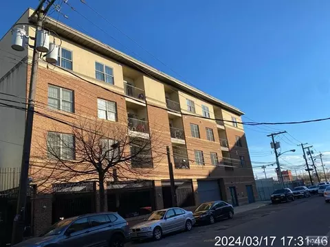 15-19 Tichenor Ln #305, Newark, NJ 07114