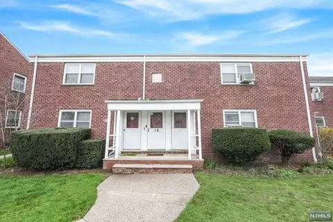 370 Esplanade #17, Hackensack, NJ 07601 photo 1