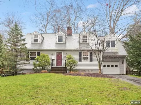 174 Elbert St, Ramsey, NJ 07446