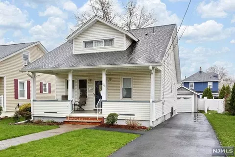 109 Stone St, Maywood, NJ 07607