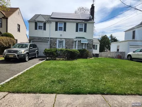 388 Golf Ave, Maywood, NJ 07607