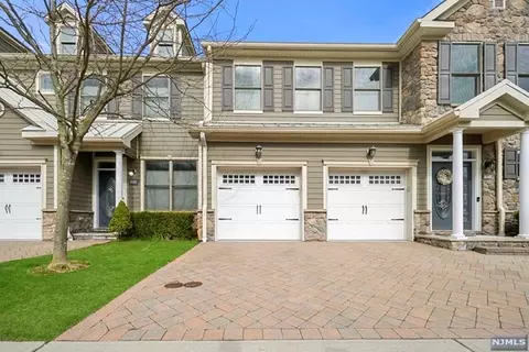 2101 Freeman Way, Allendale, NJ 07401