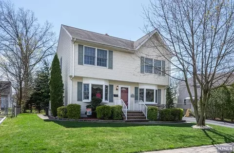 38-44 Victoria Rd, Fair Lawn, NJ 07410