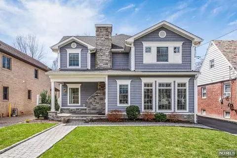 228 Lawrence Ave, Hasbrouck Heights, NJ 07604