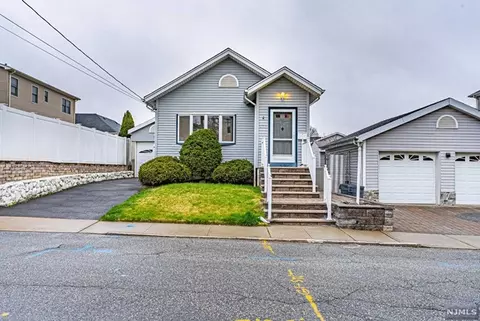 405 Fritsch Ave, Wood Ridge, NJ 07075