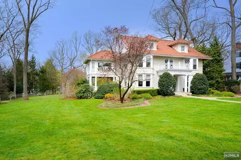 224 Sunset Ave, Ridgewood, NJ 07450