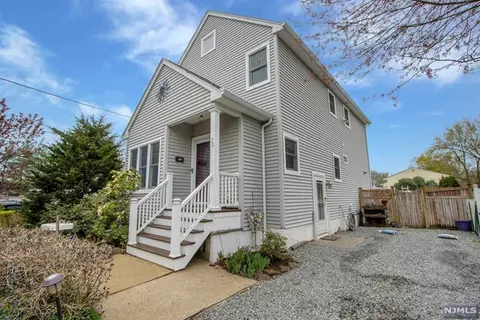 75 Harding Ave, Westwood, NJ 07675