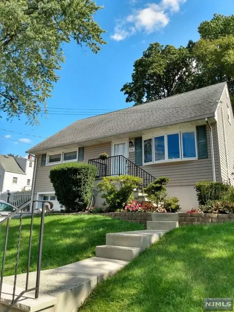 36 Hooyman Dr, Clifton, NJ 07013