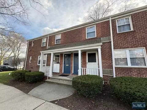 7 Clark Ct, Rutherford, NJ 07070