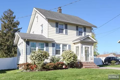 316 Lasalle Ave, Hasbrouck Heights, NJ 07604