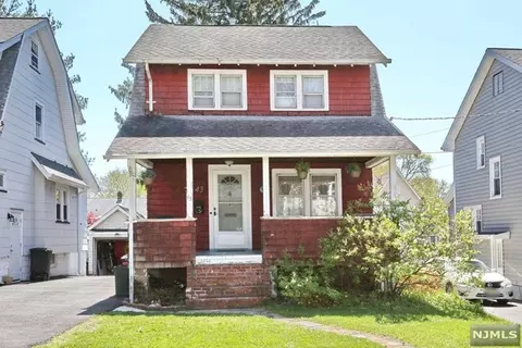 43 Magnolia Ave, Dumont, NJ 07628