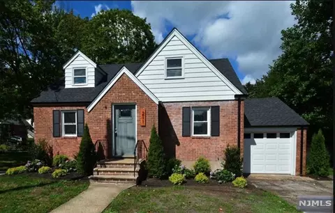 211 Lexington Ave, Cresskill, NJ 07626