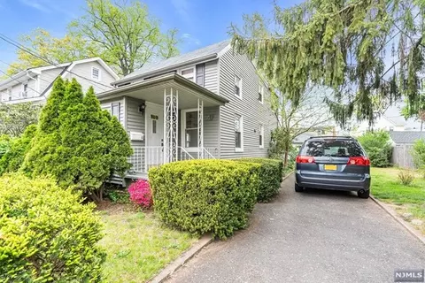 47 Levitt Ave, Bergenfield, NJ 07621