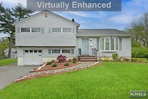 664 Swarthmore Ln, Paramus, NJ 07652