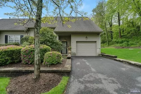 44 Allison Way, Emerson, NJ 07630