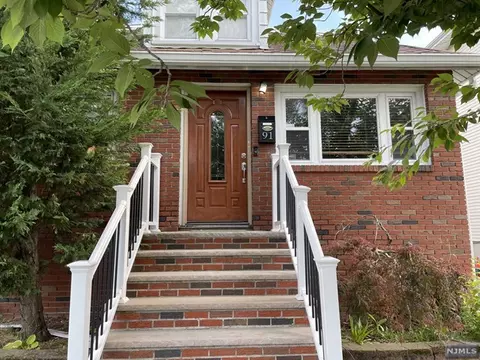 91 Frederick St, Hackensack, NJ 07601