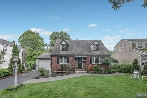 773 George St, Teaneck, NJ 07666