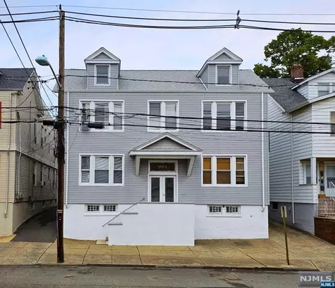 557 Devon St, Kearny, NJ 07032 photo 1