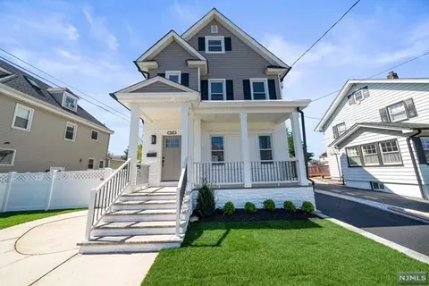 240 Jefferson Ave, Hasbrouck Heights, NJ 07604