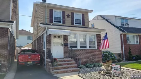 27 Front St, North Arlington, NJ 07031