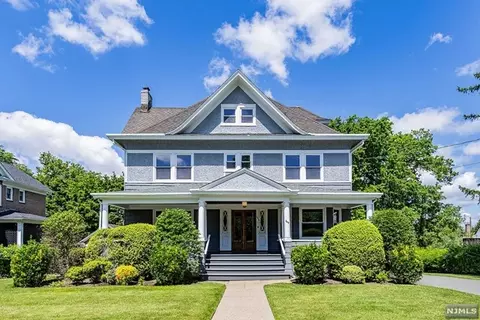 345 Summit Ave, Hackensack, NJ 07601