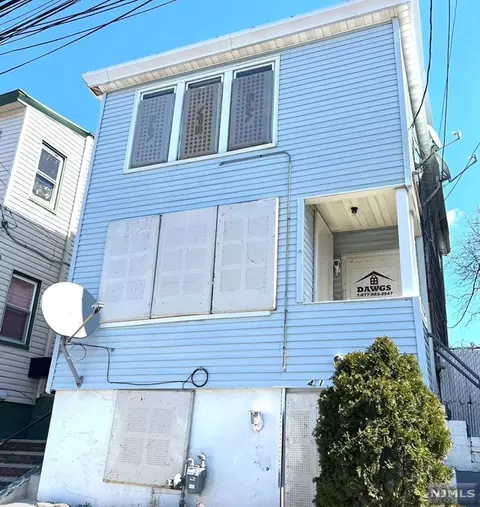 481 Rosa Parks Blvd, Paterson, NJ 07501