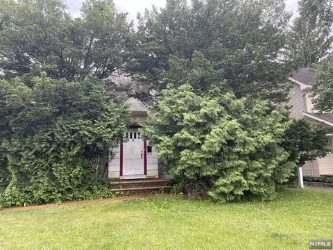 134 Johnson Ave, Mahwah, NJ 07430