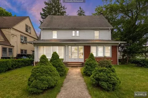 135 Maple St, Rutherford, NJ 07070