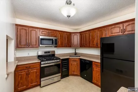 173 Robertson Way, Lincoln Park, NJ 07035