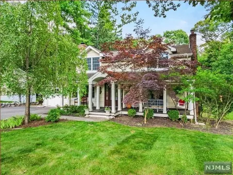 62 Jean St, Ramsey, NJ 07446