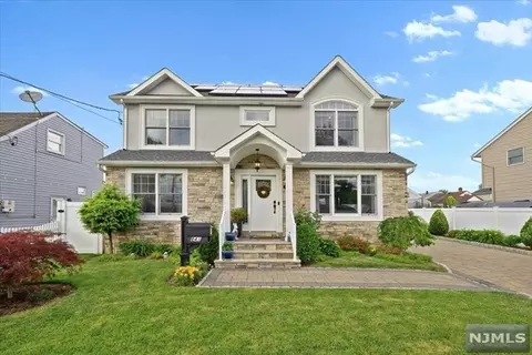 841 Morton St, East Rutherford, NJ 07073