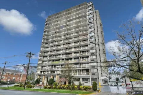 235 Prospect Ave #1 B, Hackensack, NJ 07601