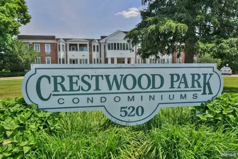 520 Newark Pompton Tpke #214, Pequannock Township, NJ 07444