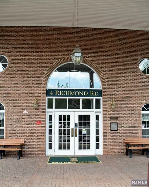 9124 Richmond Rd, West Milford, NJ 07480