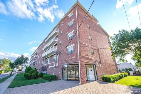 39 Union St #205, Hackensack, NJ 07601
