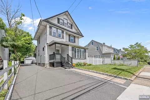 80 Gordon St, Ridgefield Park, NJ 07660
