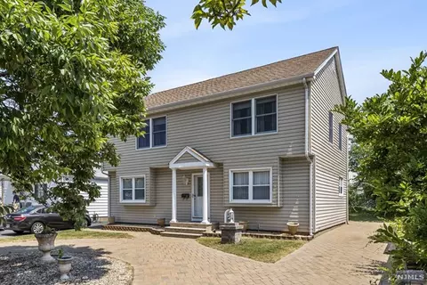 113 Garibaldi Ave, Lodi, NJ 07644