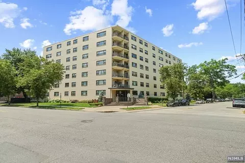 25 Grand Ave #4A, Hackensack, NJ 07601