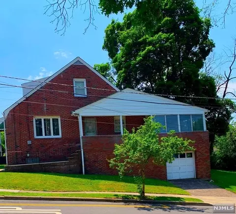 491 Macarthur Ave, Garfield, NJ 07026