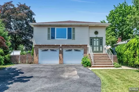 64 Summit Ave, New Milford, NJ 07646