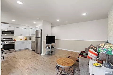700 Schuyler Ave #A13, Kearny, NJ 07032