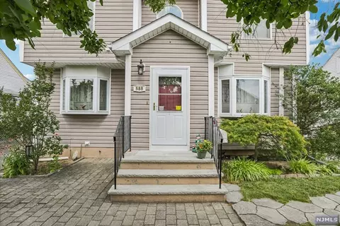 588 Ash Ave, Saddle Brook, NJ 07663