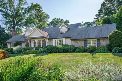 518 Highland Ave, Ridgewood, NJ 07450