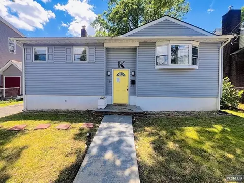 226-228 Keer Ave, Newark, NJ 07112