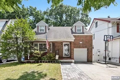 160 Cypress Ave, Bogota, NJ 07603