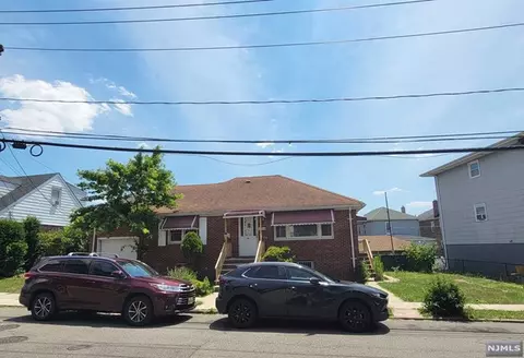 100 Hamilton Ave, Fairview, NJ 07022