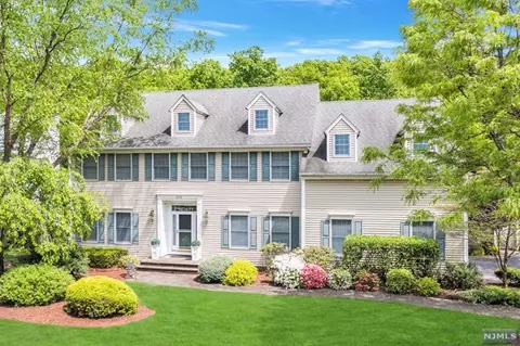 608 Bridle Path, Wyckoff, NJ 07481